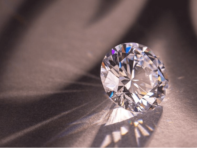 brilliant cut Diamond